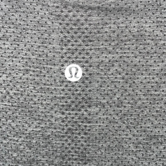 NWT Lululemon Swiftly Tech Long Sleeve Shirt 2.0 Race Length Slate/White Size 6 - Picture 3 of 9